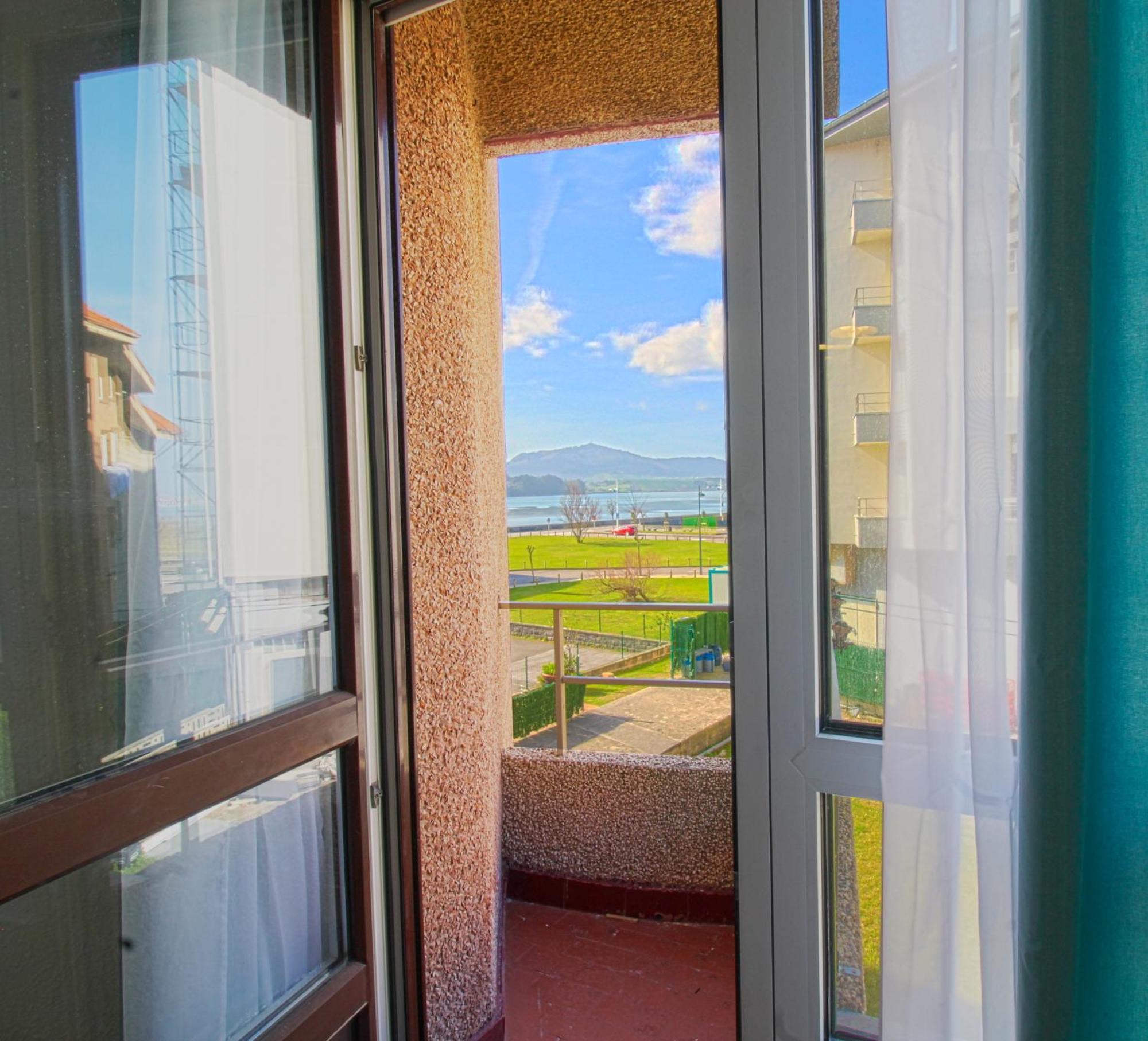Entre Playa Y Puntal Apartment Somo Bagian luar foto